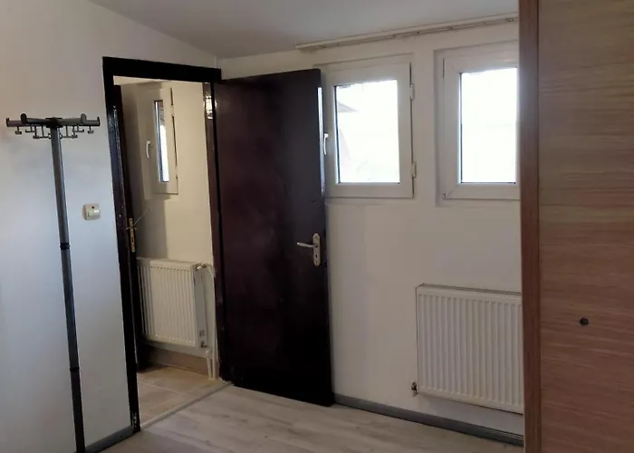 ホームステイ Elena Ap3 *